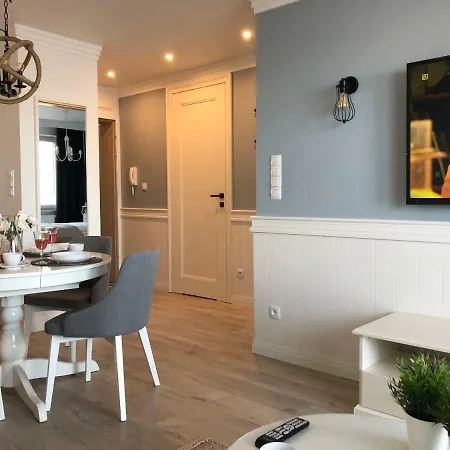 Blizej Morza Premium I 科沃布热格